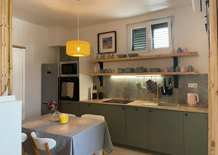 Ponta Planika 19 דירה